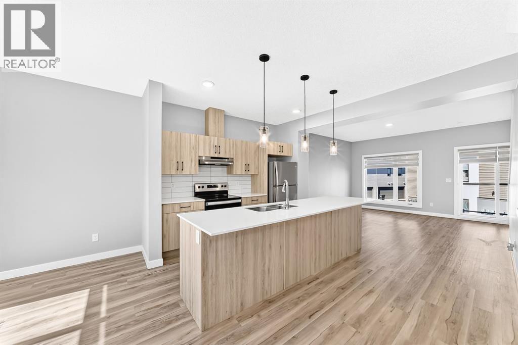 11910 35 Avenue SW - 7