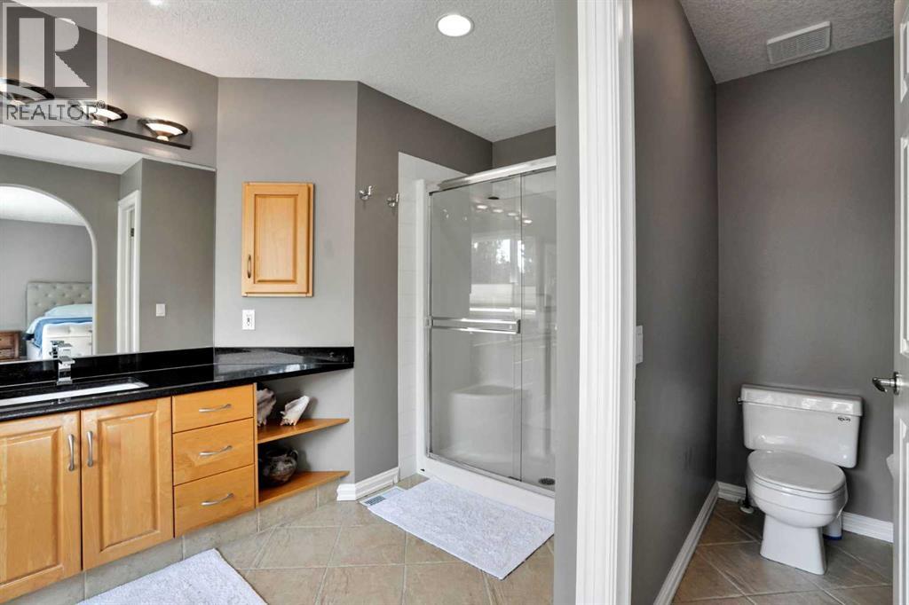 43 Strathlea Place SW - 34