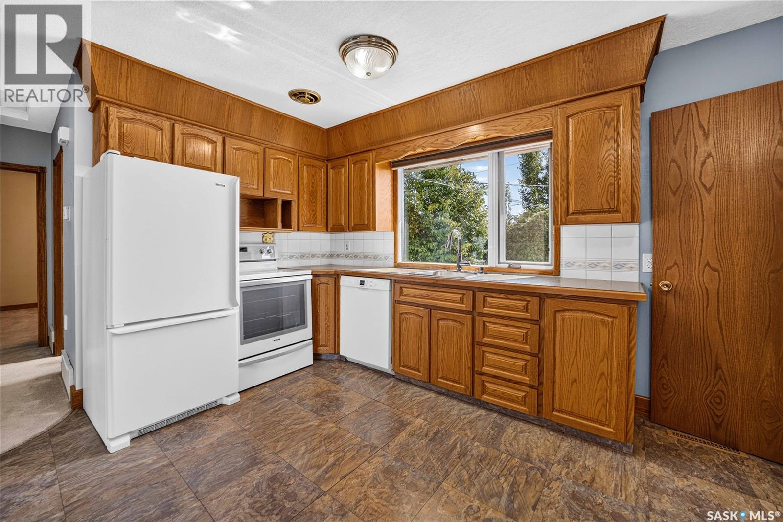 27 Ellison CRESCENT - Image 7