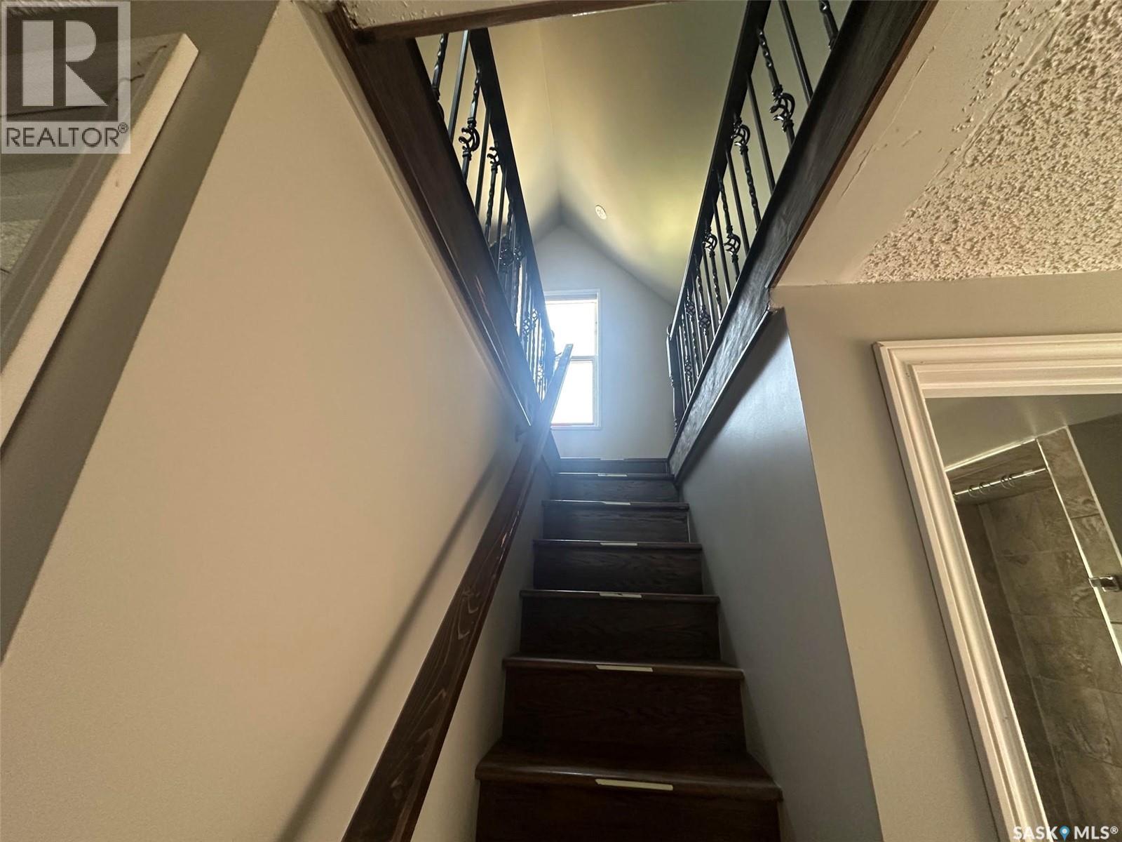 821 6th AVENUE NW - 13