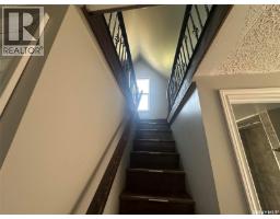 821 6th Avenue Nw, Moose Jaw, SK S6H4A2 Photo 13