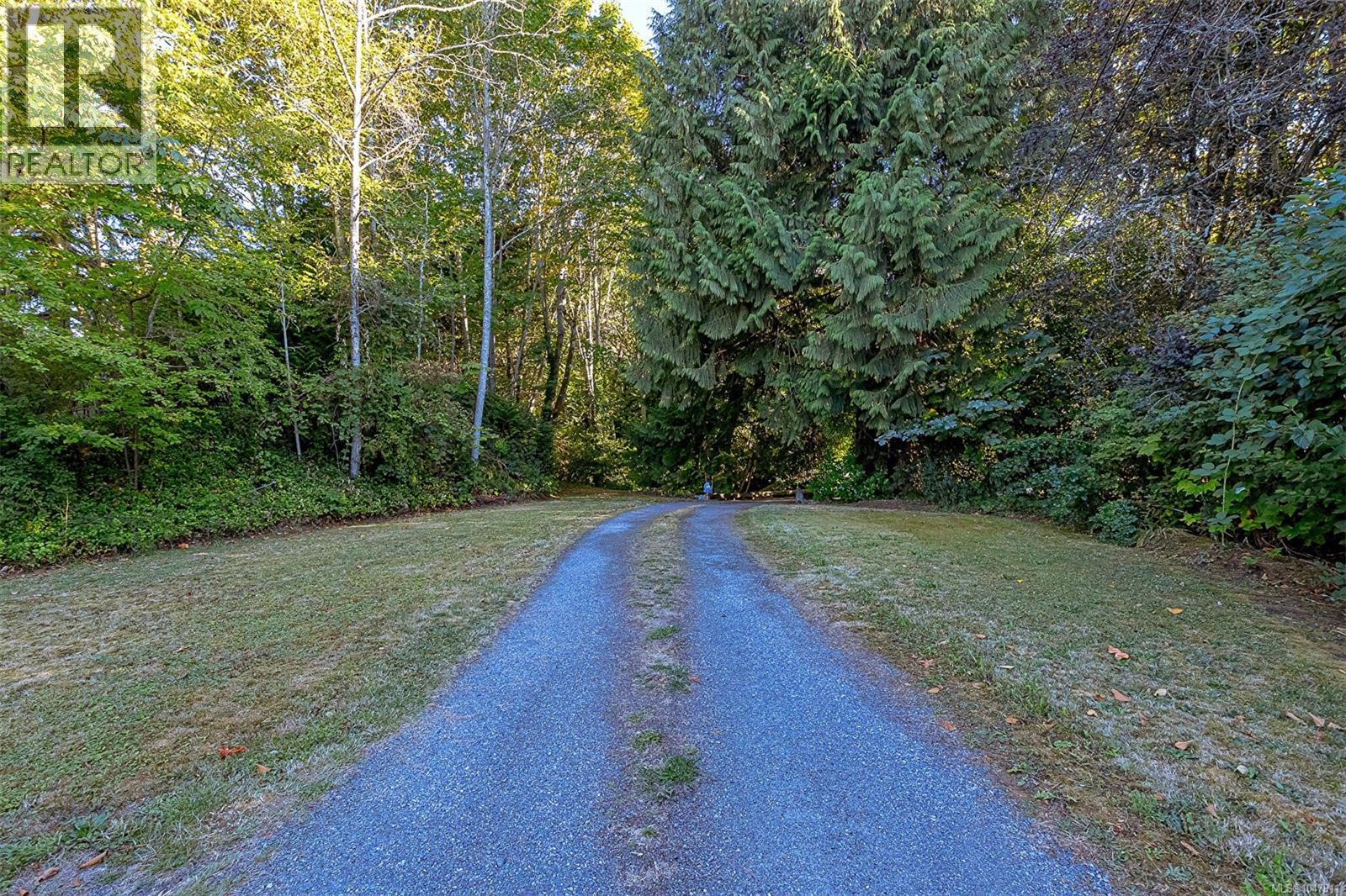 7815 Lantzville Rd - 18