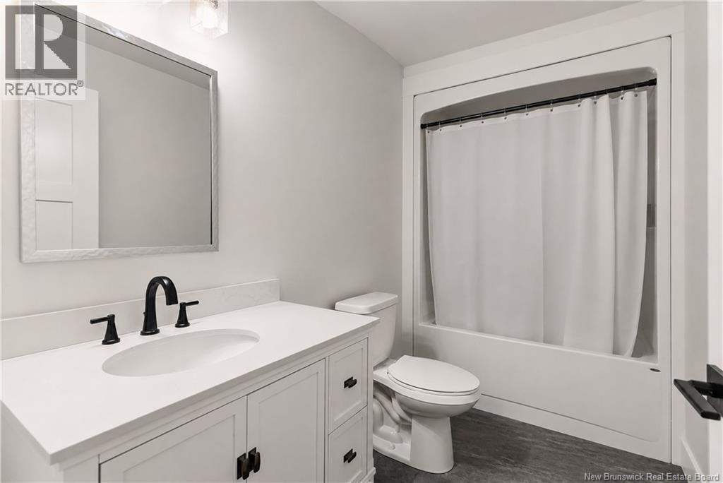 11 Riverside Drive - Image 37