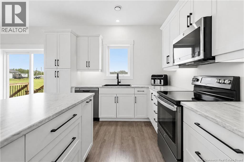 11 Riverside Drive - Image 19
