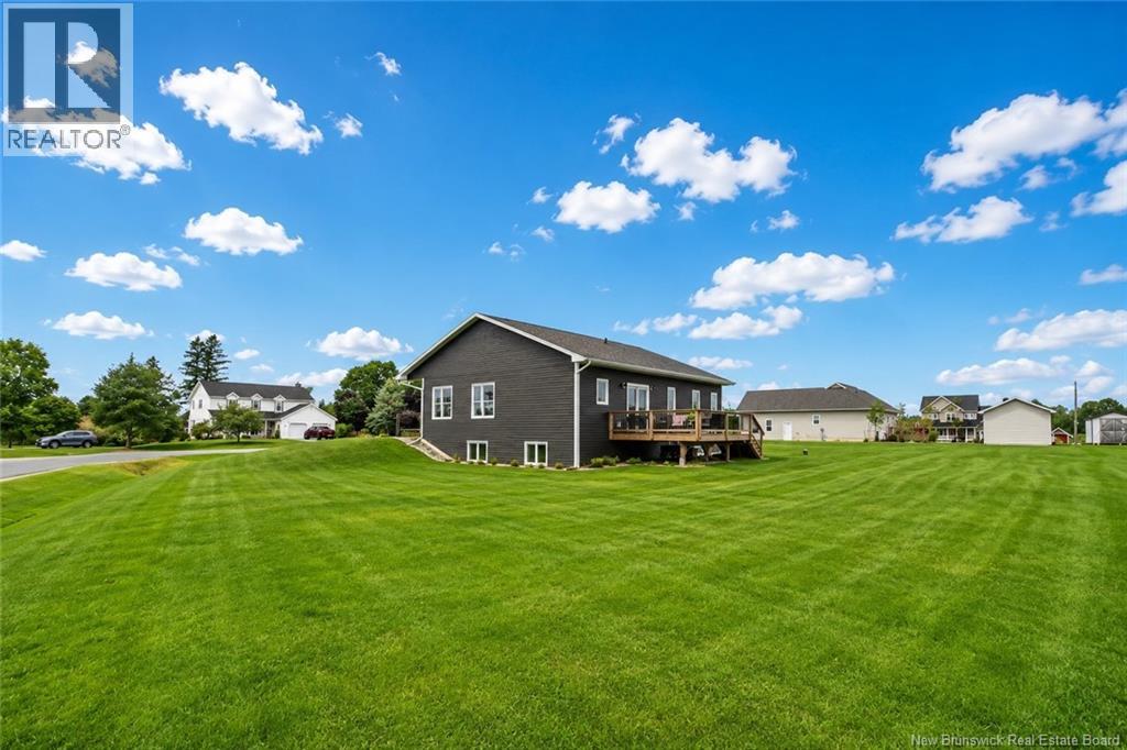 11 Riverside Drive - Image 4