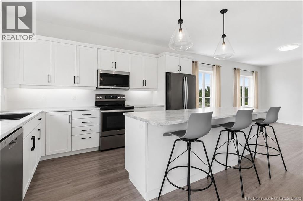 11 Riverside Drive - Image 16