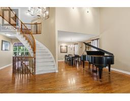 9 Blackshire Circle, Ottawa, ON K2J5L8 Photo 9