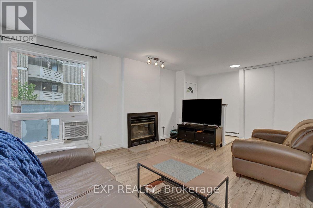#F 20 HART AVENUE - Image 6