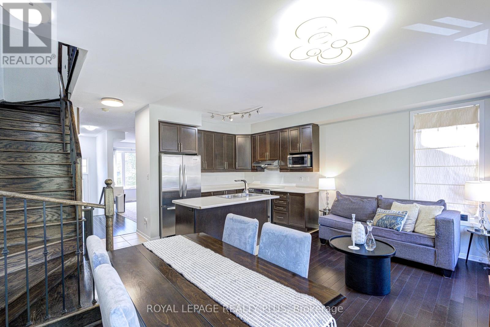 #1 5750 TOSCA DRIVE - 20