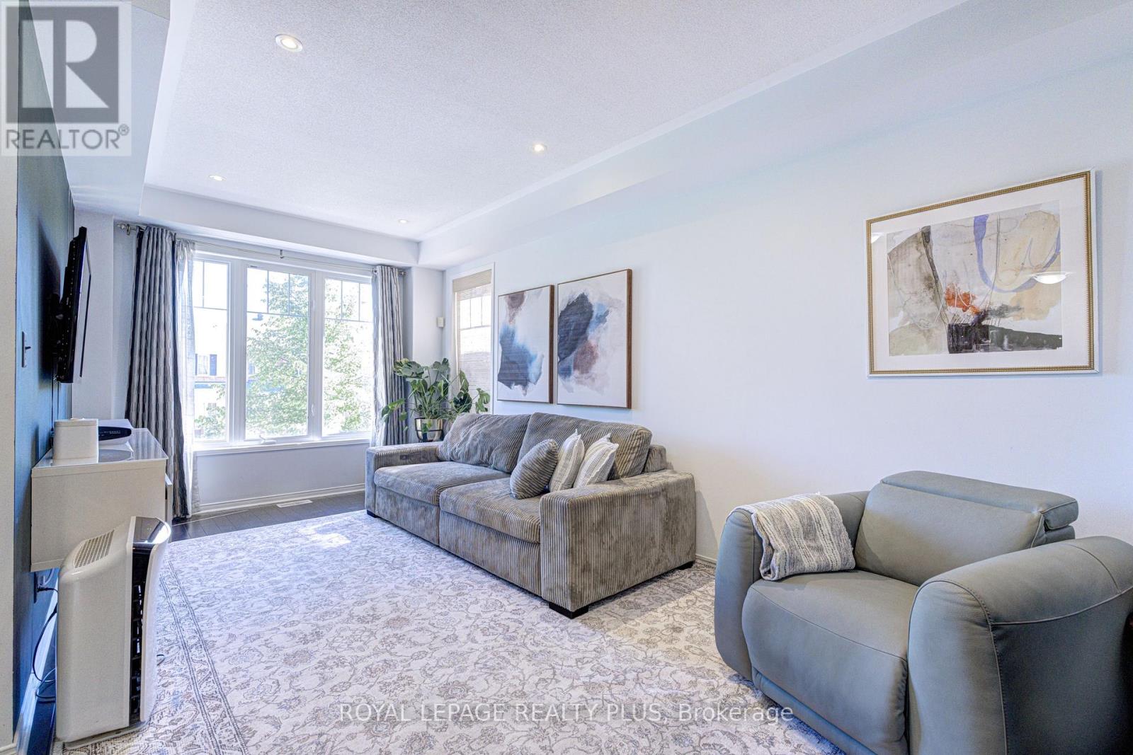 #1 5750 TOSCA DRIVE - 30