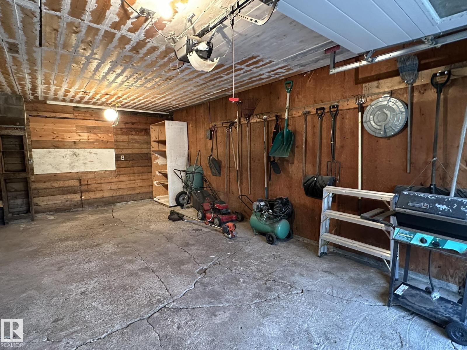 12272 28 HI - Image 35