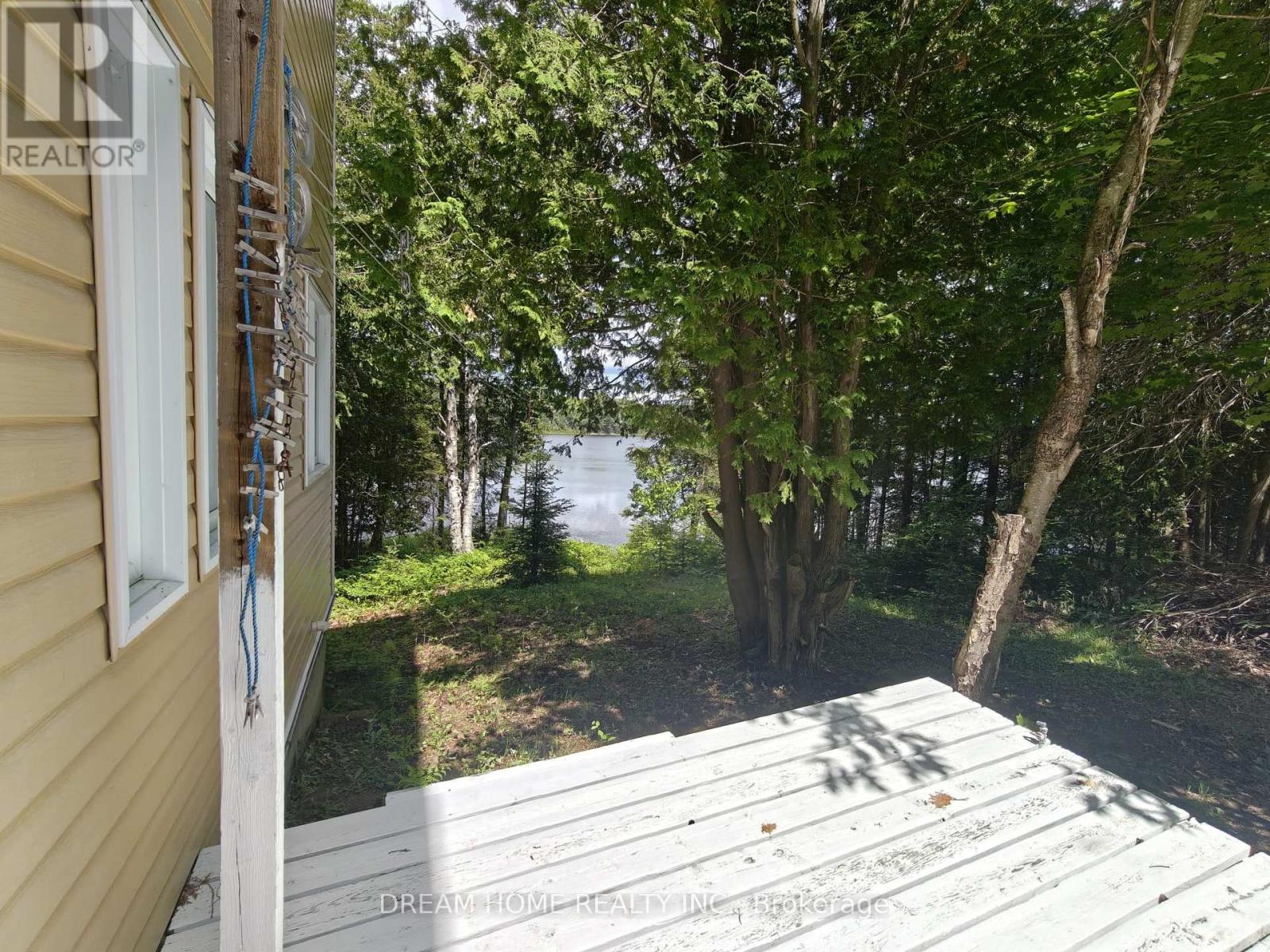 150 HILLSIDE LAKE ROAD - Image 31