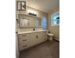 Mud room - 6900 Aldeen Road, Prince George, BC V2N5P8 Photo 8