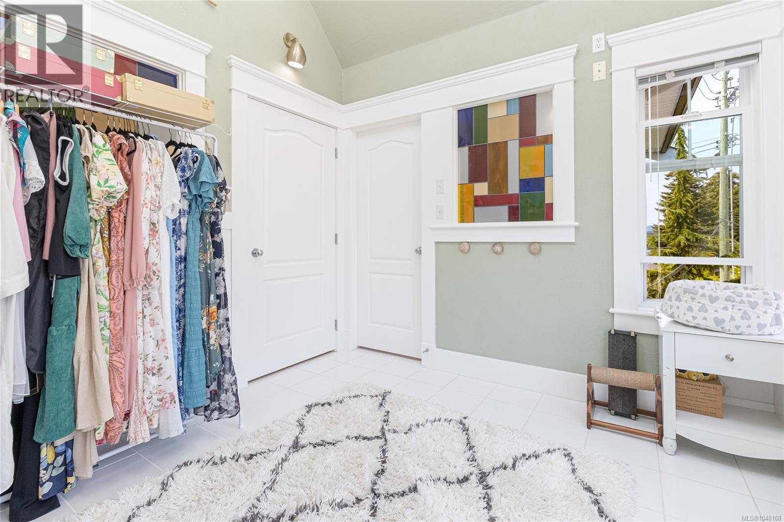 600 Judah St - 32