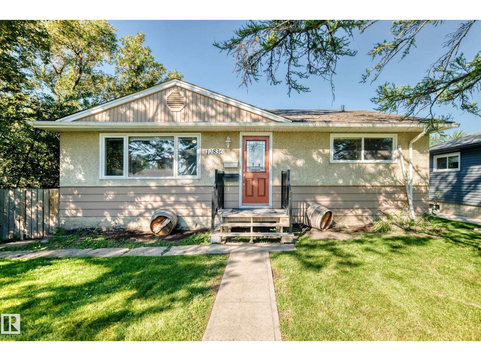 12836 88 ST NW - 1