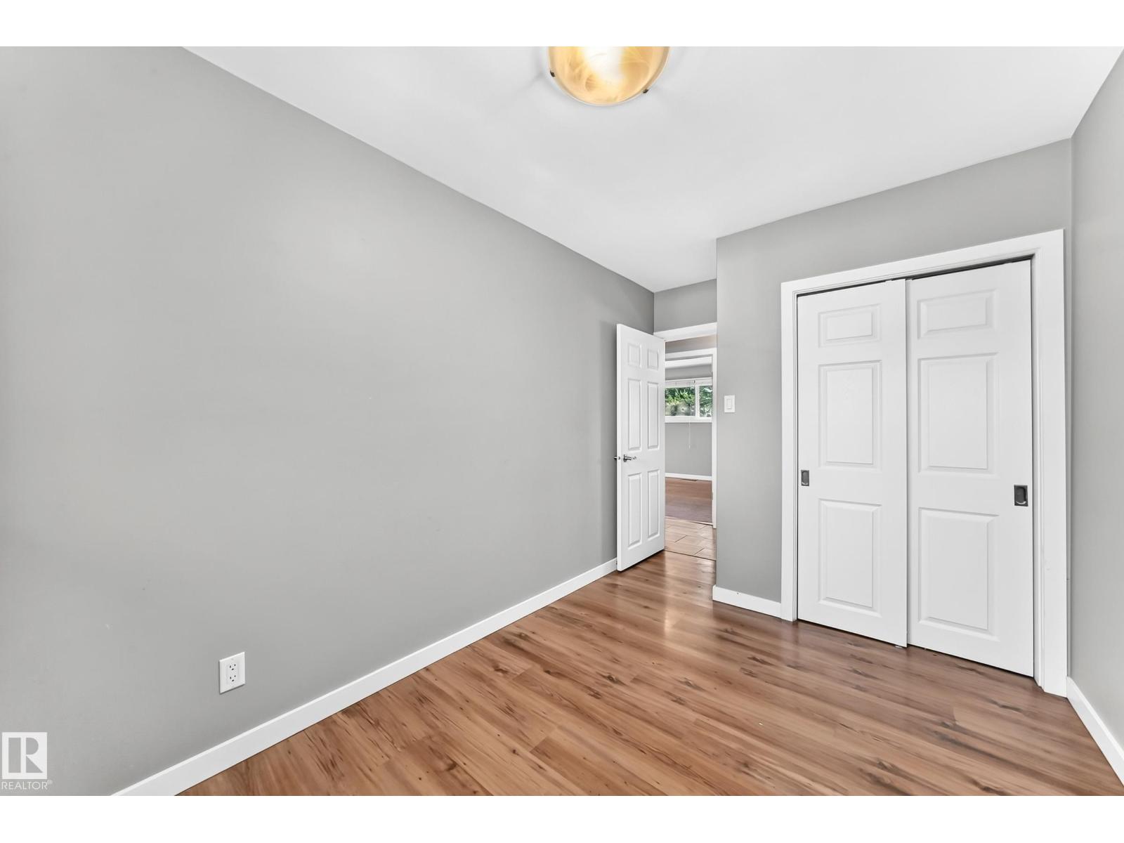 12836 88 ST NW - 23