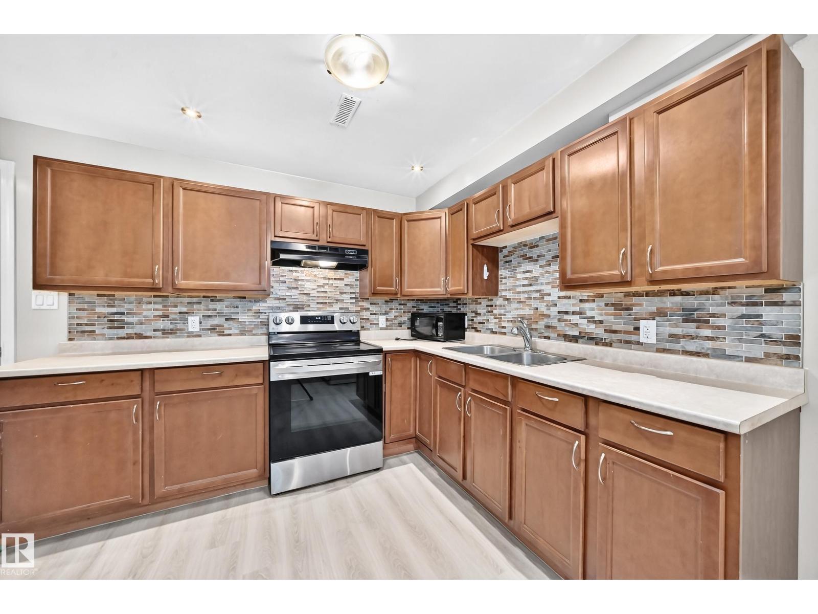 12836 88 ST NW - Image 31