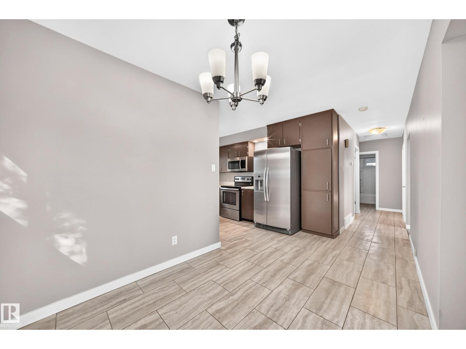 12836 88 ST NW - Image 9