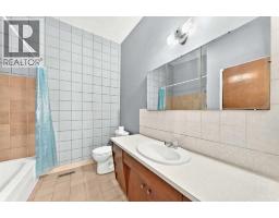6329 Centre Street Nw, Calgary, AB T2K0V3 Photo 22