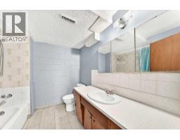 6329 Centre Street Nw, Calgary, AB T2K0V3 Photo 36