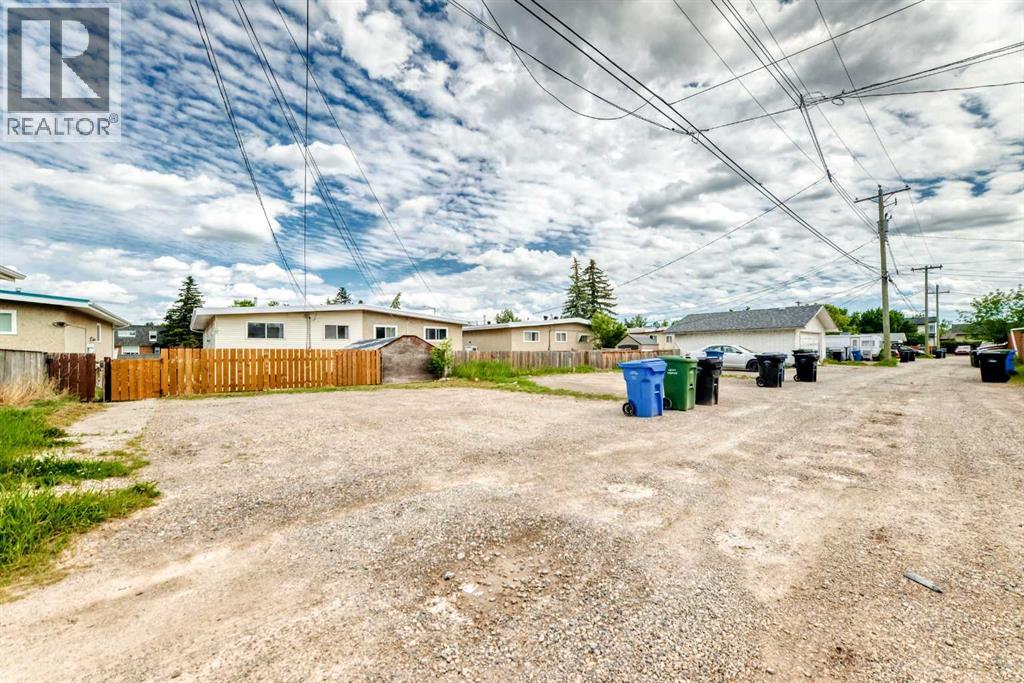 6329 Centre Street NW - 44