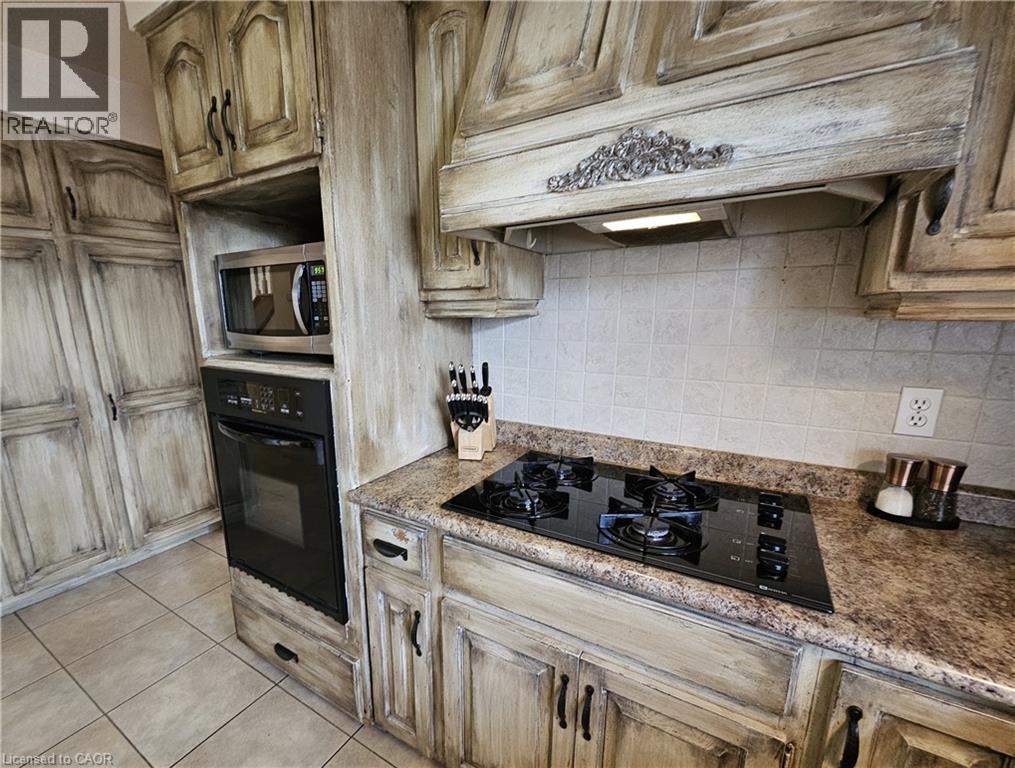 120 LYNNDALE Road - Image 13