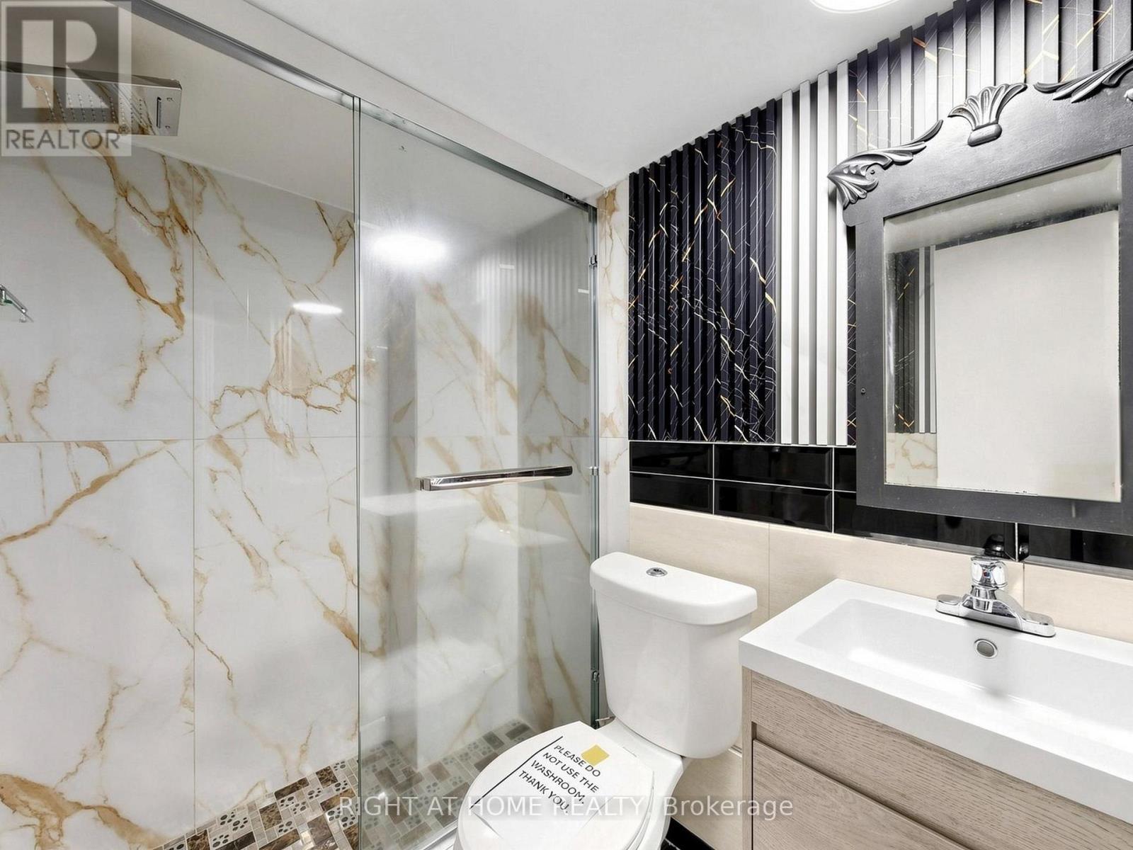 65 DARLINGSIDE DRIVE - 17
