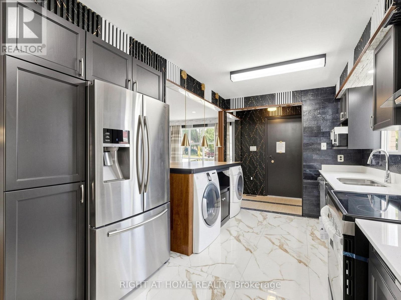 65 DARLINGSIDE DRIVE - 5