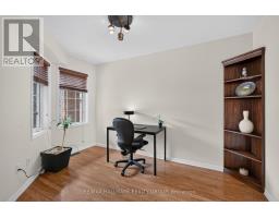 Bedroom 3 - 174 Carwood Circle W, Ottawa, ON K1K4V6 Photo 6