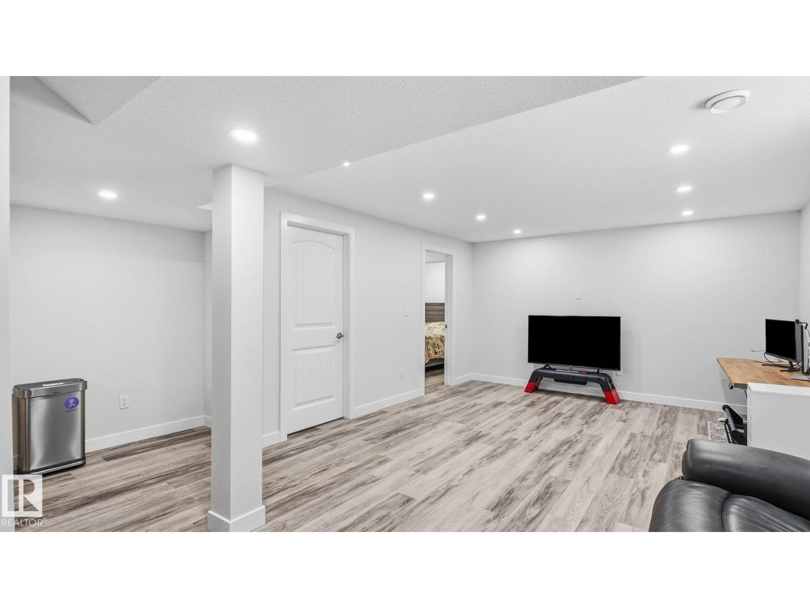 4610 WESTCLIFF PT SW - 32