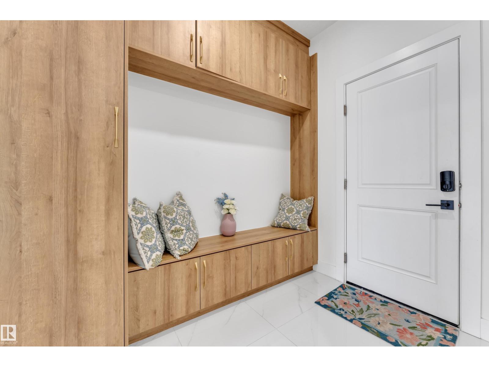 2733 62 AV - Image 13