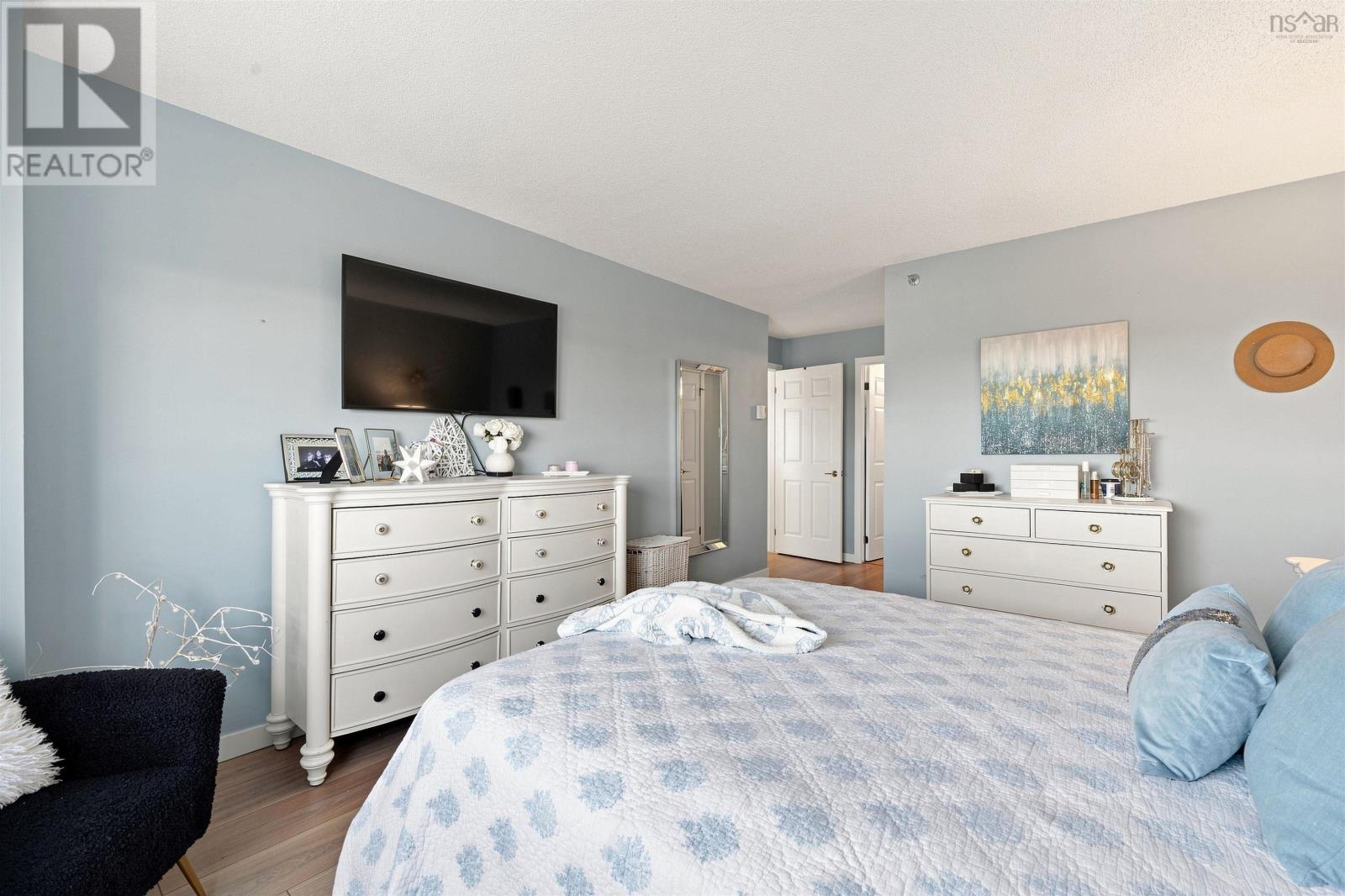 #802 30 Brookdale Crescent - Image 23