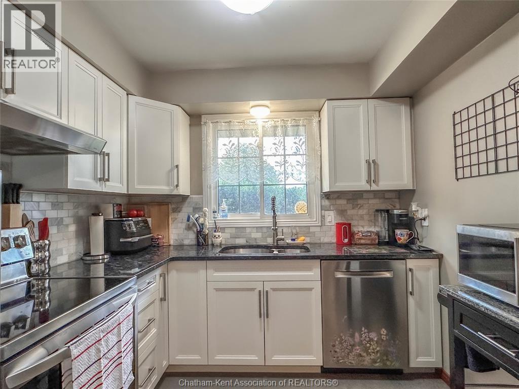 74 Teal DRIVE - Image 11