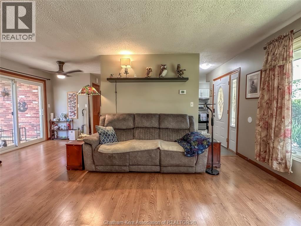 74 Teal DRIVE - Image 7
