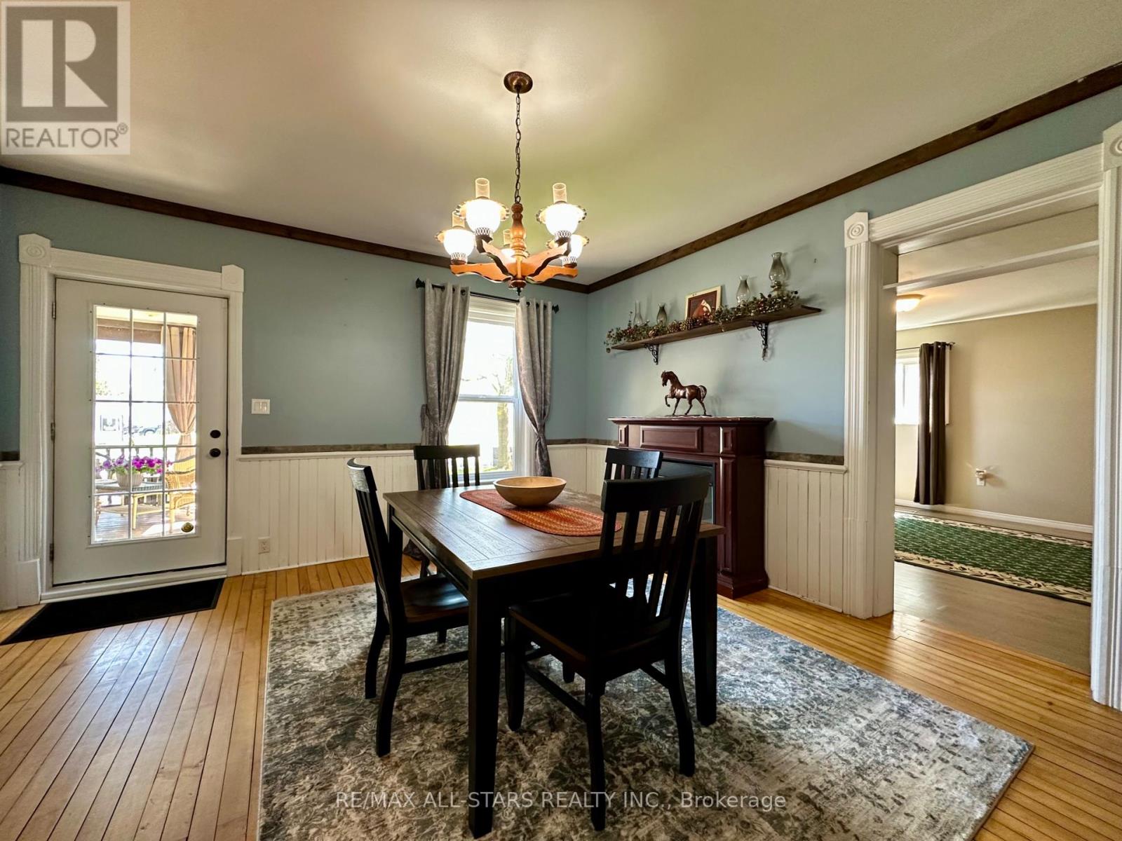 138 COLBORNE STREET - 21
