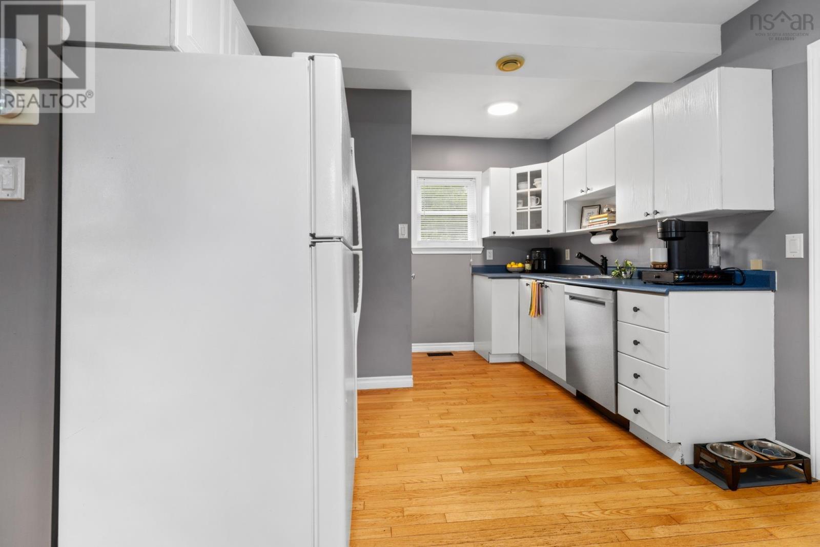65 Green Road - 11