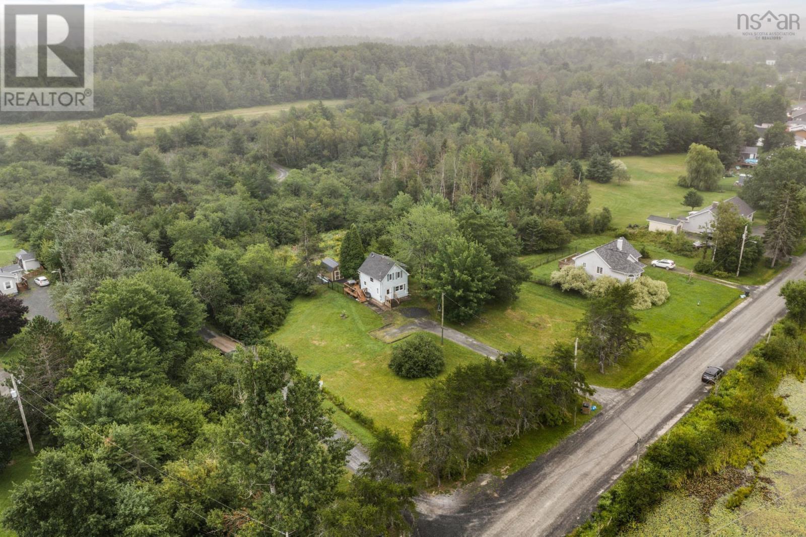65 Green Road - 34