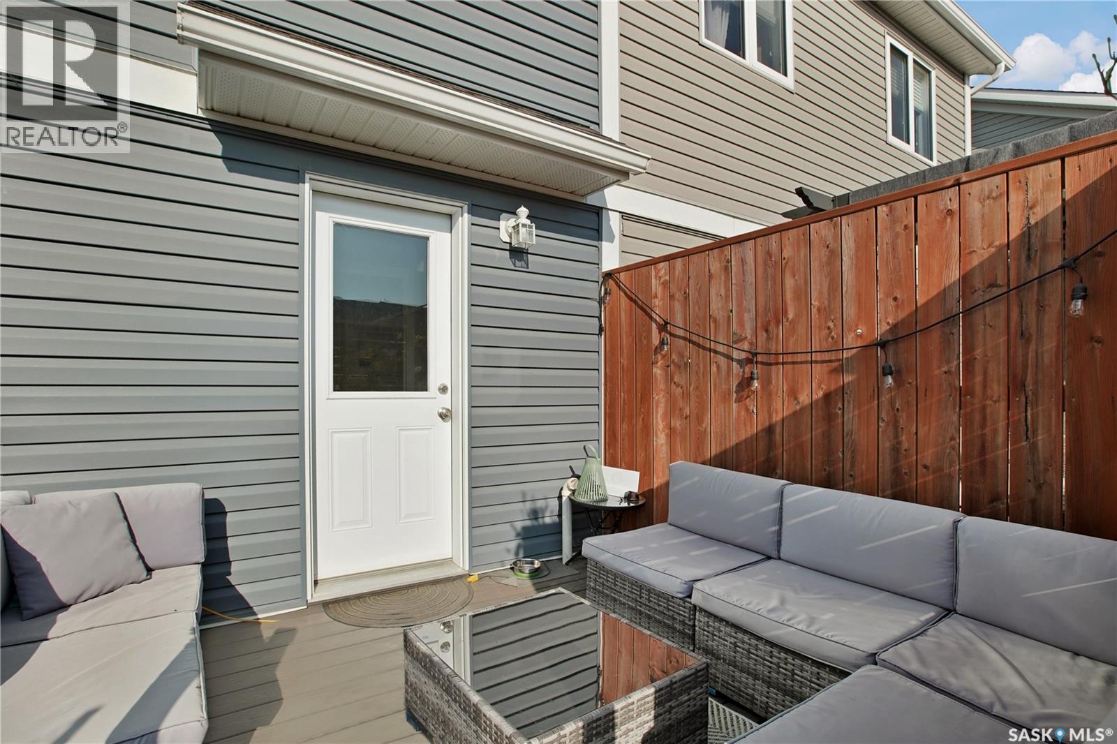 #149 Codette LANE - Image 19
