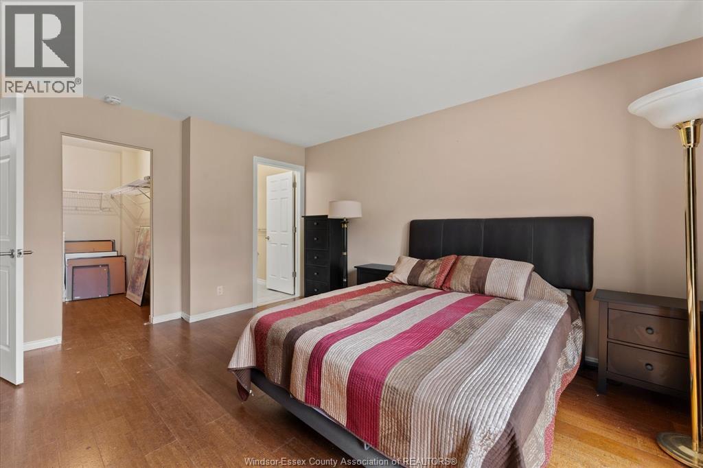 #2 2935 MCKAY AVENUE - 20