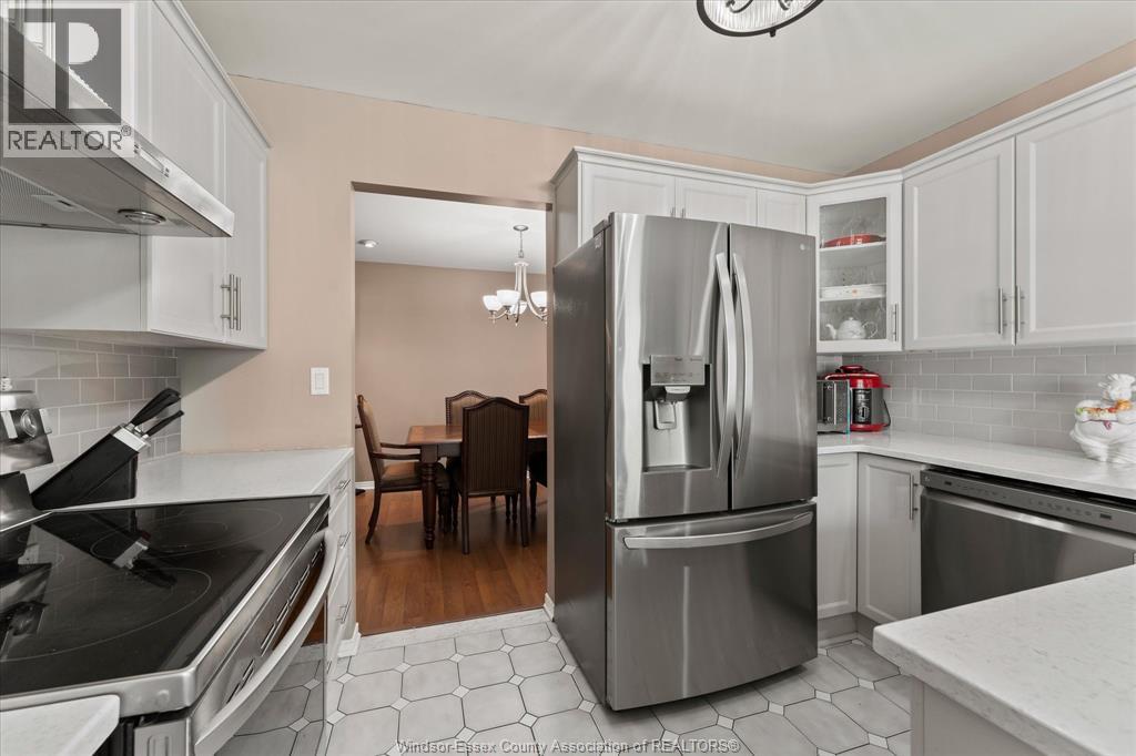 #2 2935 MCKAY AVENUE - 8