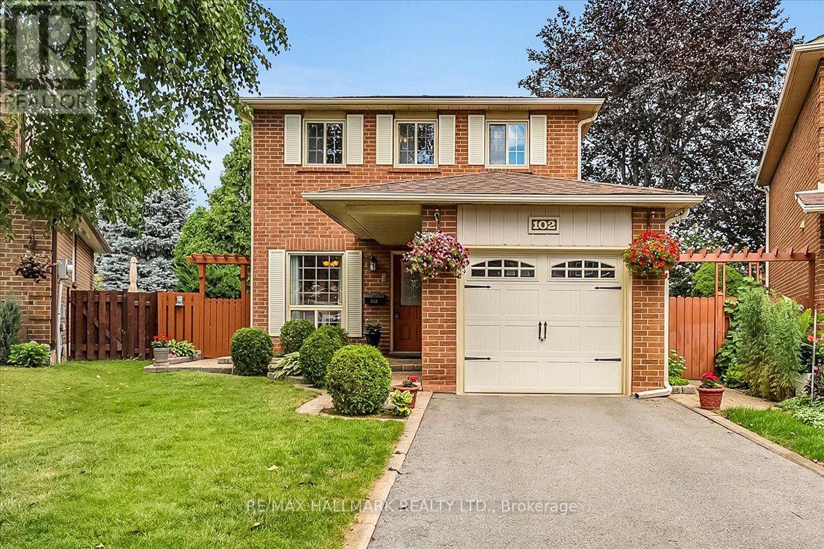 102 TREWARTHA CRESCENT - 2