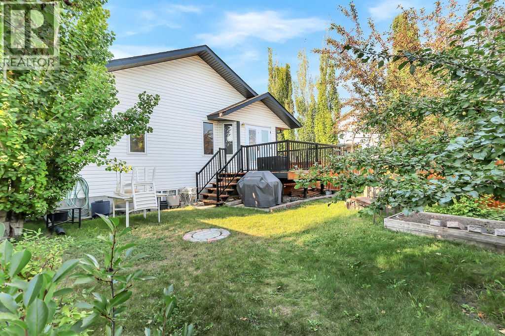 Listing photo – 115 Reinholt Avenue, Red Deer