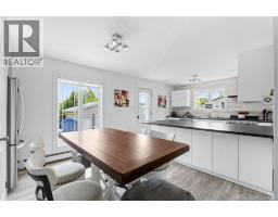Kitchen - 3292 Route 132, Scoudouc, NB E4P3S1 Photo 8