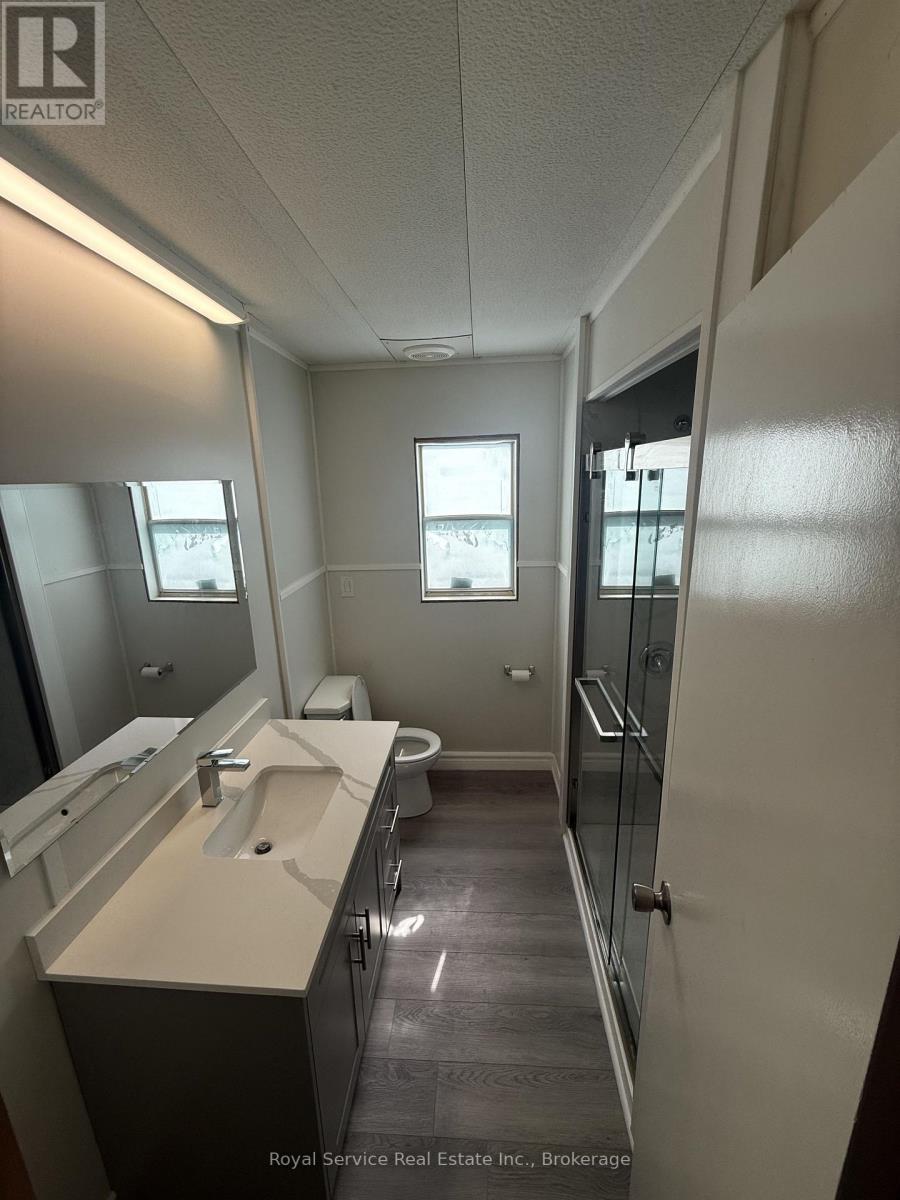 1037 Arthur Street — photo 7