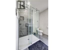 34 St Clair Avenue, Kitchener, ON N2M3Z4 Photo 17