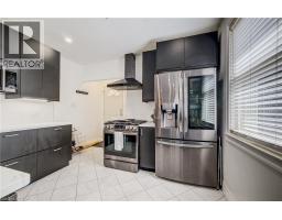34 St Clair Avenue, Kitchener, ON N2M3Z4 Photo 10