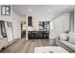 Living room - 34 St Clair Avenue, Kitchener, ON N2M3Z4 Photo 8