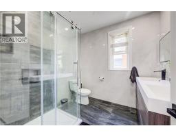 34 St Clair Avenue, Kitchener, ON N2M3Z4 Photo 16