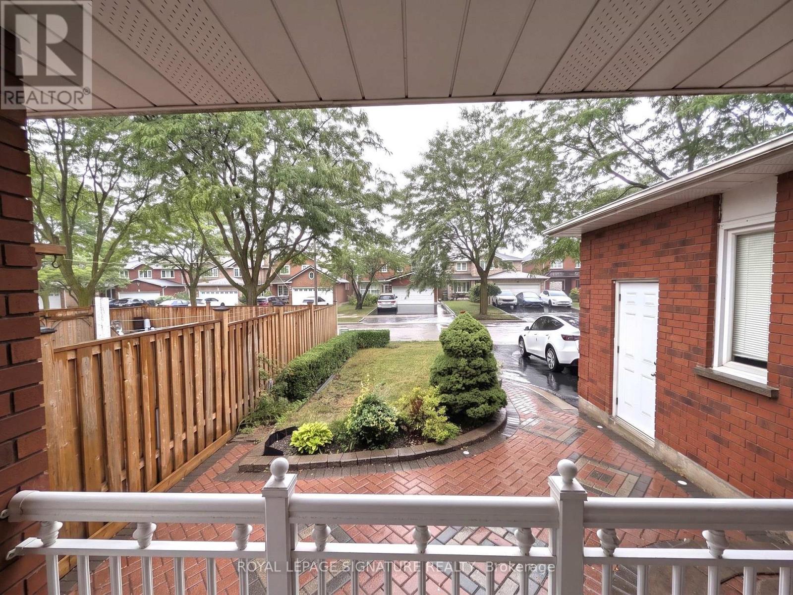 Photo of 44 Bankview Circle