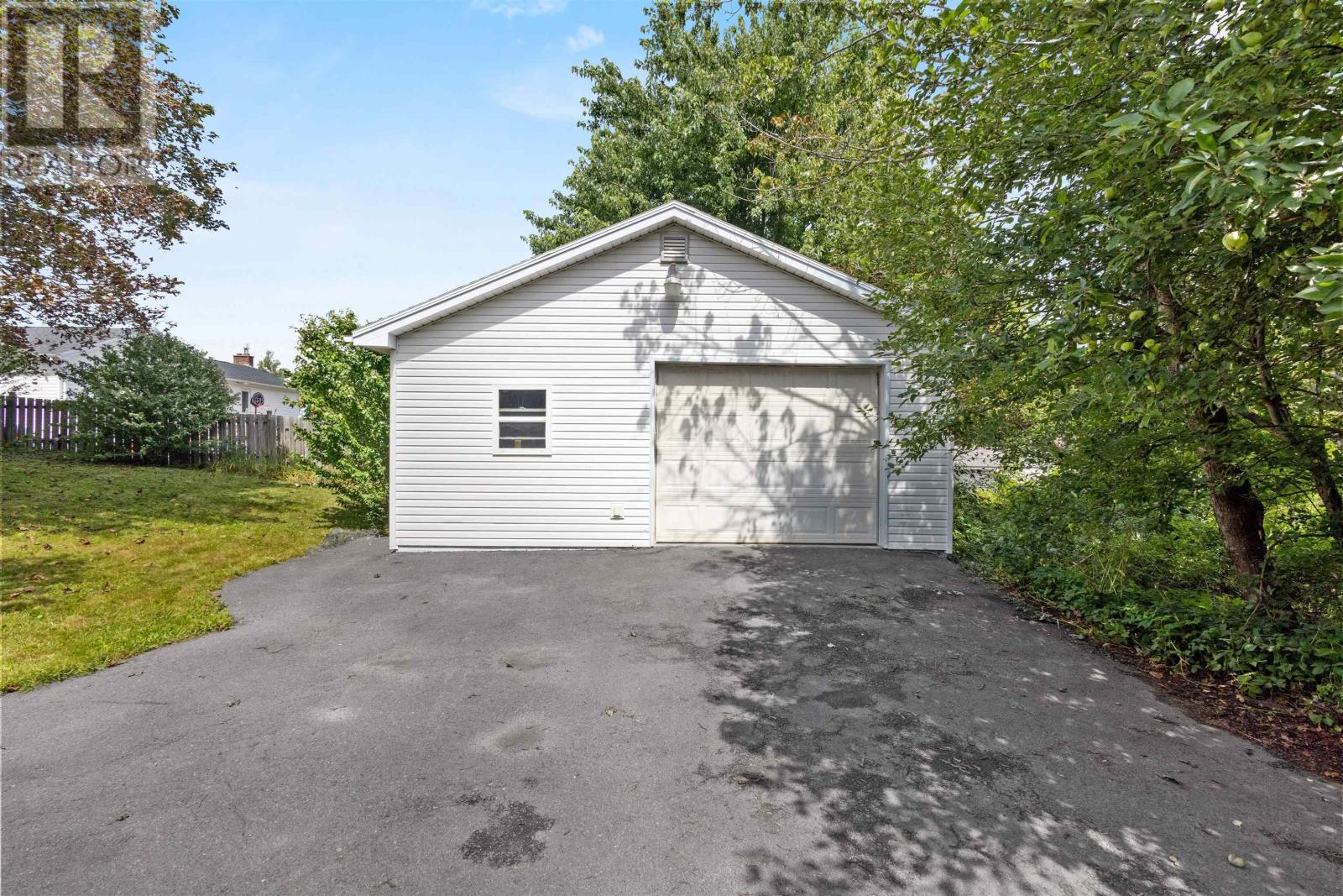 37 Beaver Bank Road - Image 33